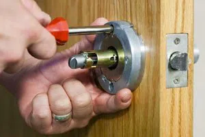 Gold Locksmith Store Brookline, MA 617-580-9111 - lock-replace